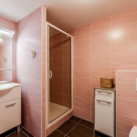 Appartement Charmant, Proche Plage, Parking - 6 Pers. - Fr-1-433-159